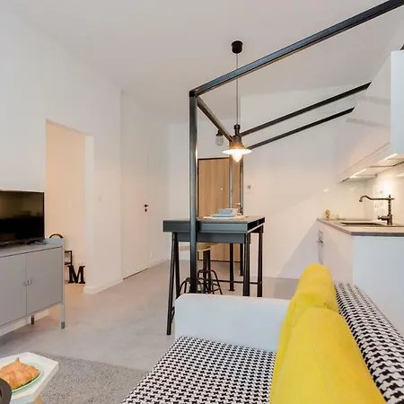 R22 In The City Centre By Apart Service Apartamento *